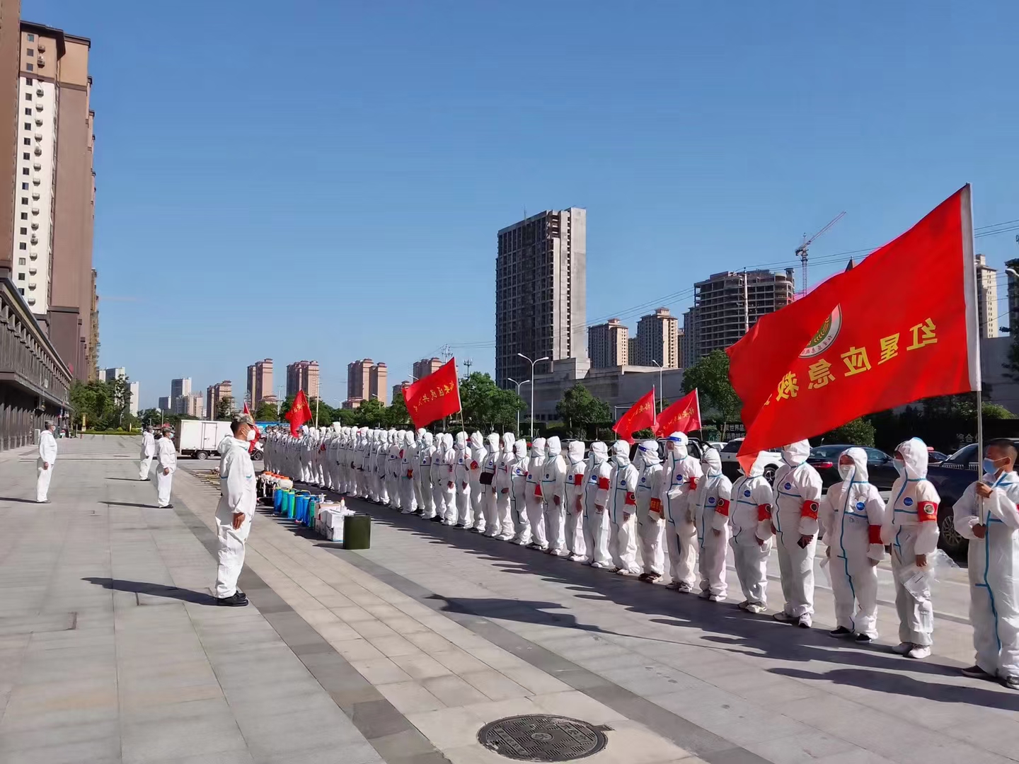 战友谊 战“疫”情 |裕安区民兵应急连志愿者环游“梦幻海洋”